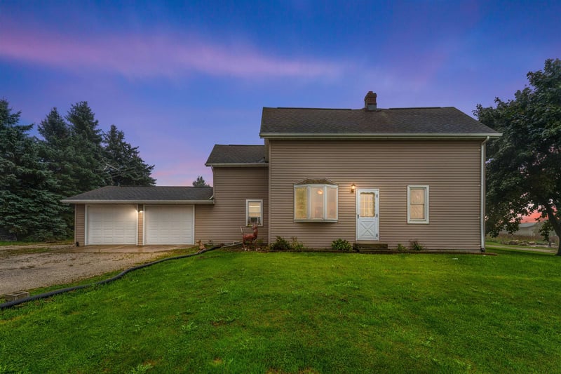 W 4841 W Jefferson Rd, Chilton, WI 53014
