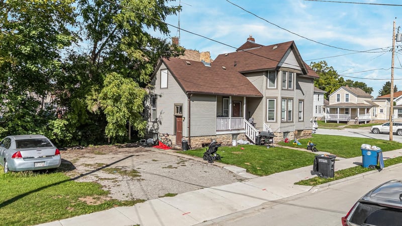 731 Scott Ave, Oshkosh, WI 54901