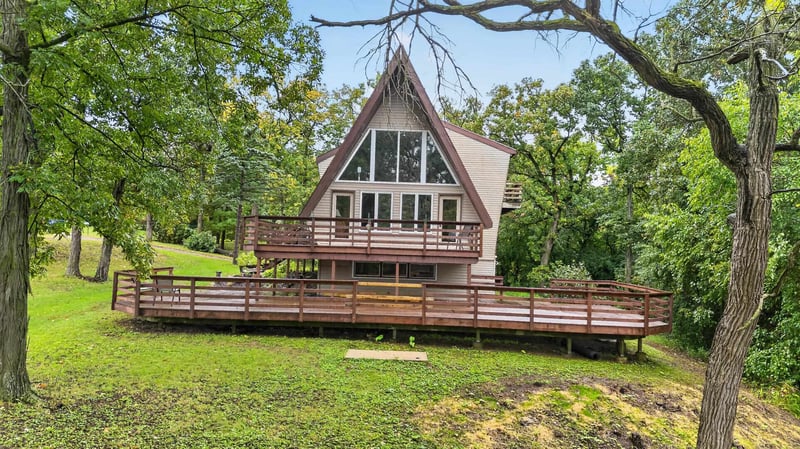 6331 County Rd M, Winneconne, WI 54986