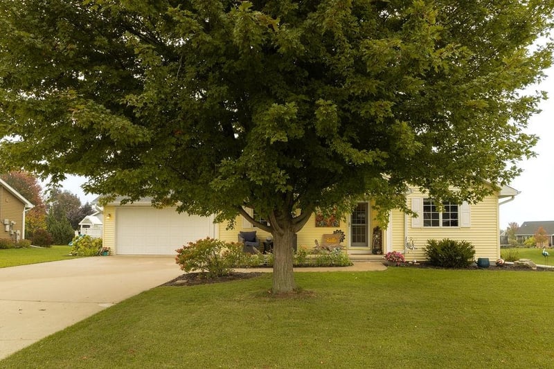 W4797 Nature Ln, Sherwood, WI 54169