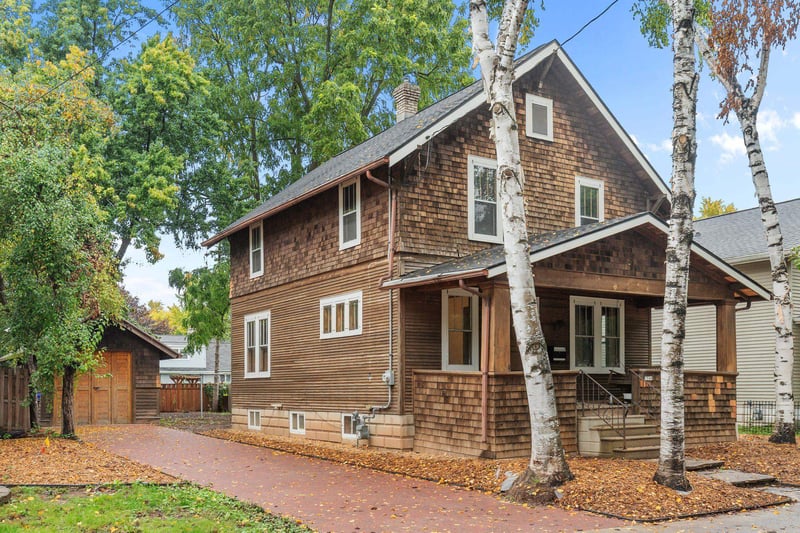 1016 W Commercial St, Appleton, WI 54914