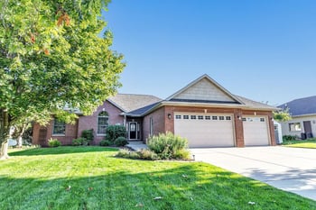 3551 Glen Abbey Dr, Green Bay, WI 54311