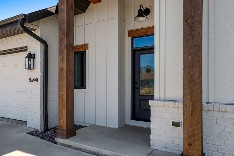 441 Riverview Ridge Pl, Combined Locks, WI 54113
