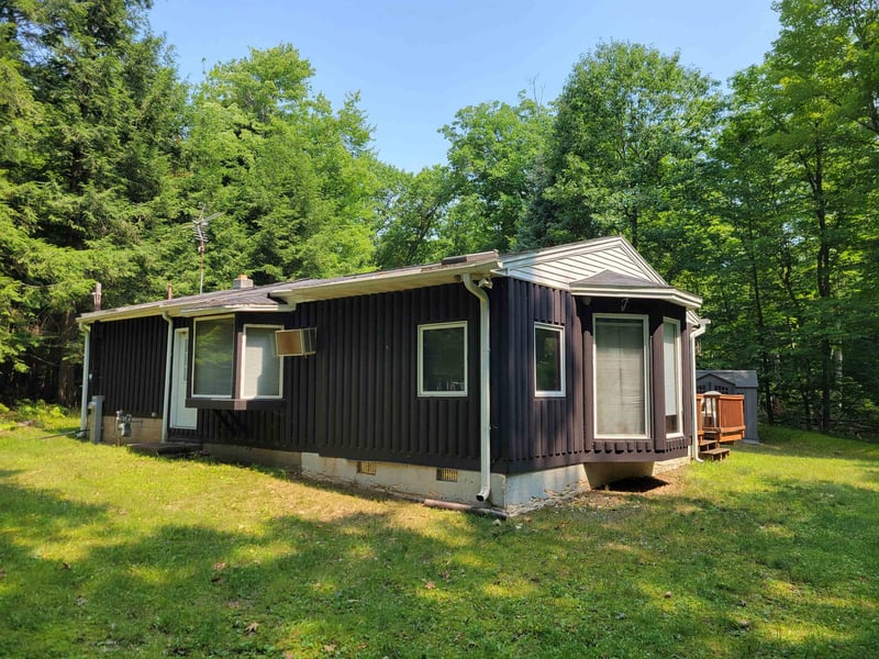 12670 Pritchard Ln, Crivitz, WI 54114