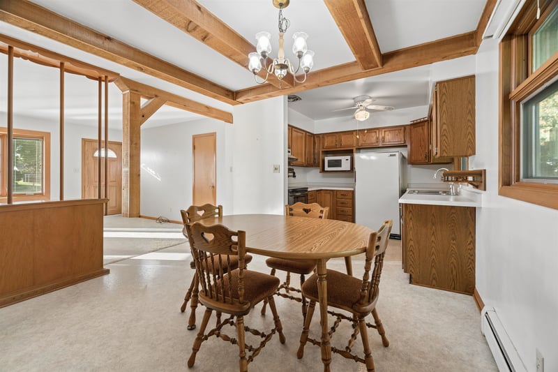 1606 Mason St, New Holstein, WI 53061