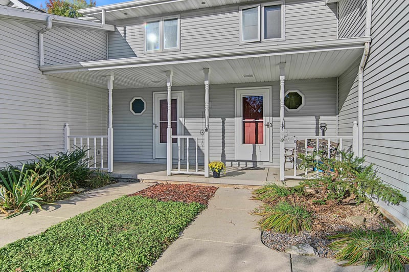 1028 Amberly Trl, Green Bay, WI 54311