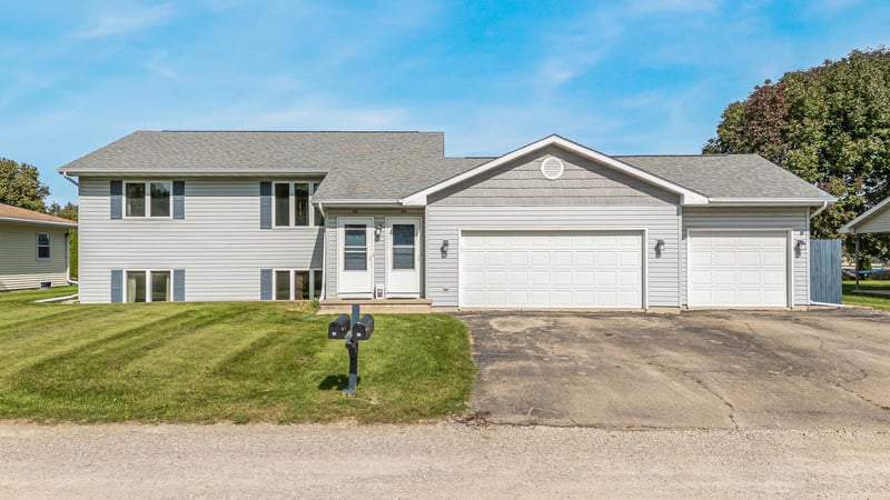 60 Kope Ave, Oshkosh, WI 54901