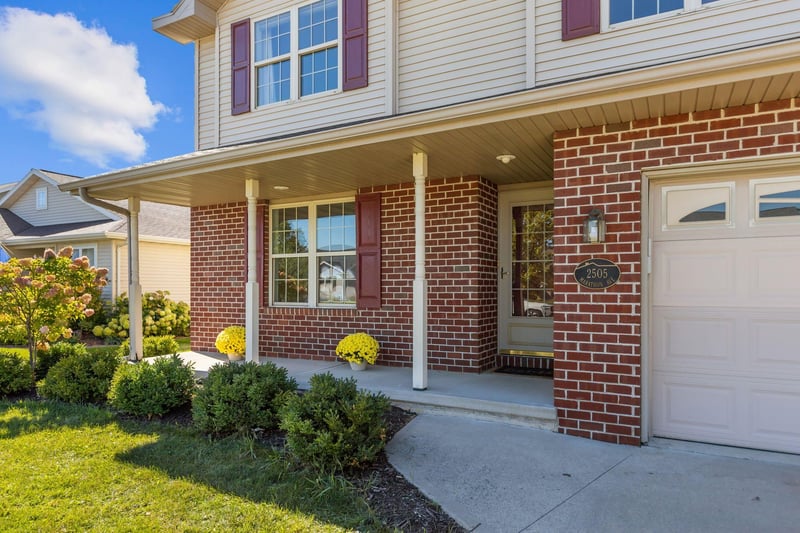 2505 Marathon Ave, Neenah, WI 54956