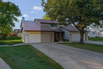 2404 Cedar Ridge Ct #C, Green Bay, WI 54313-5784