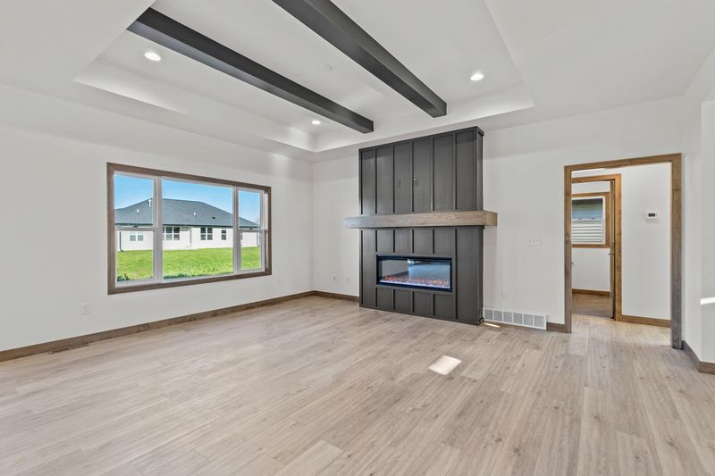 1418 Divinity Dr, De Pere, WI 54115