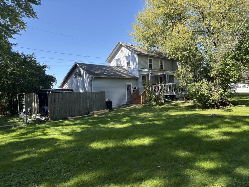 1539 Oshkosh Ave, Oshkosh, WI 54902-2635