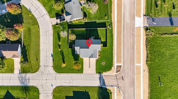 2633 Van View St, Green Bay, WI 54311