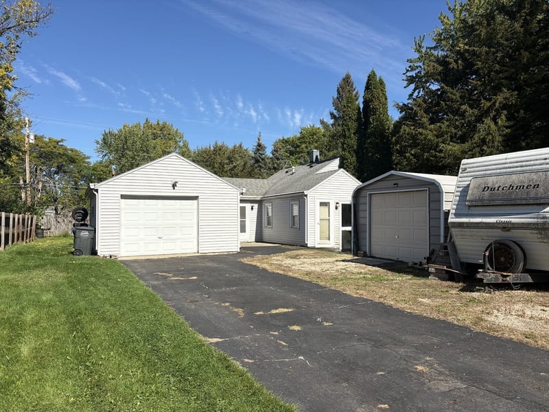 1798 Plank Rd, Menasha, WI 54952