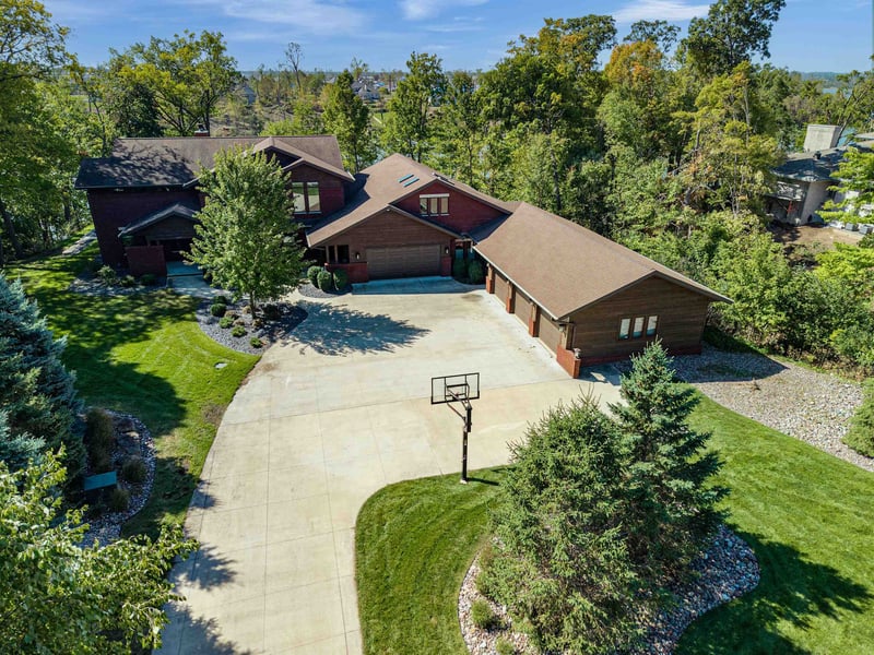 1515 W Reid Dr, Appleton, WI 54914