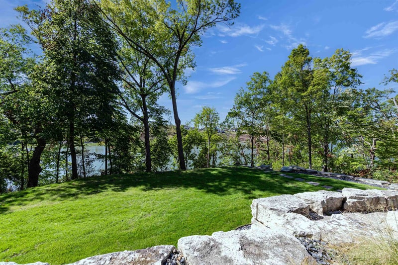 1515 W Reid Dr, Appleton, WI 54914