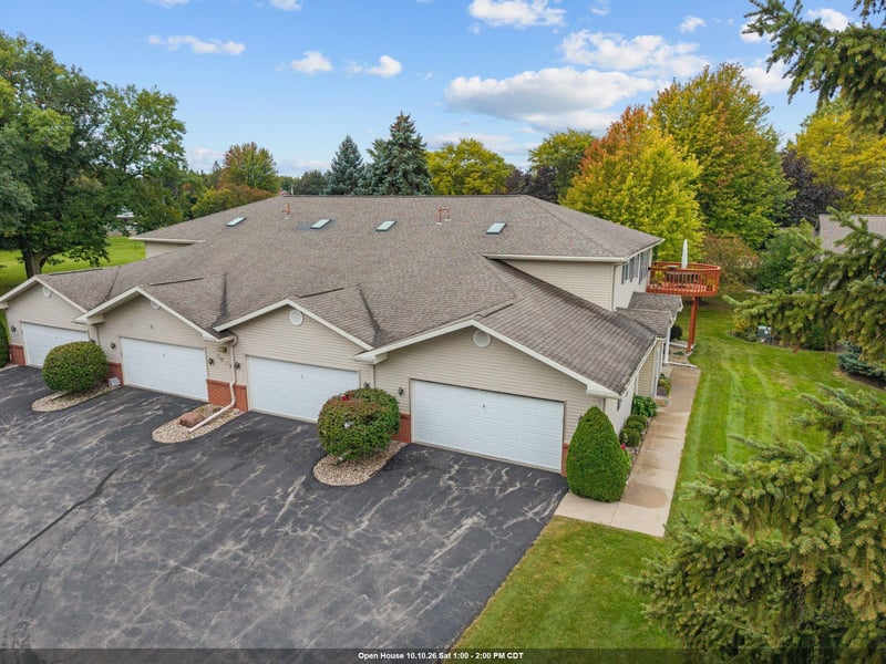 1013 S West Ct #C, Appleton, WI 54915
