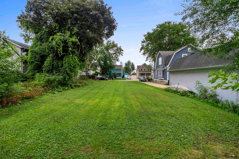 409 E Spring St, Appleton, WI 54911