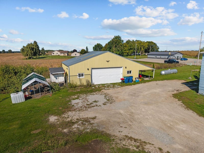 N4903 Ballard Rd, Appleton, WI 54913-9517