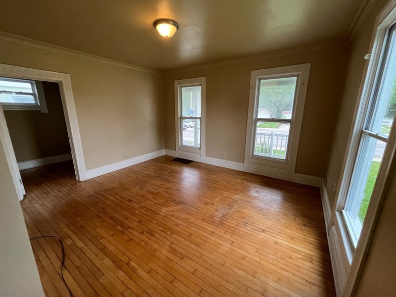 802 S Memorial Dr, Appleton, WI 54911