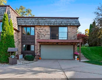 1140 Mt Mary Dr, Green Bay, WI 54311-5820