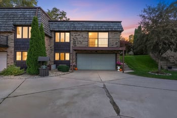 1140 Mt Mary Dr, Green Bay, WI 54311-5820