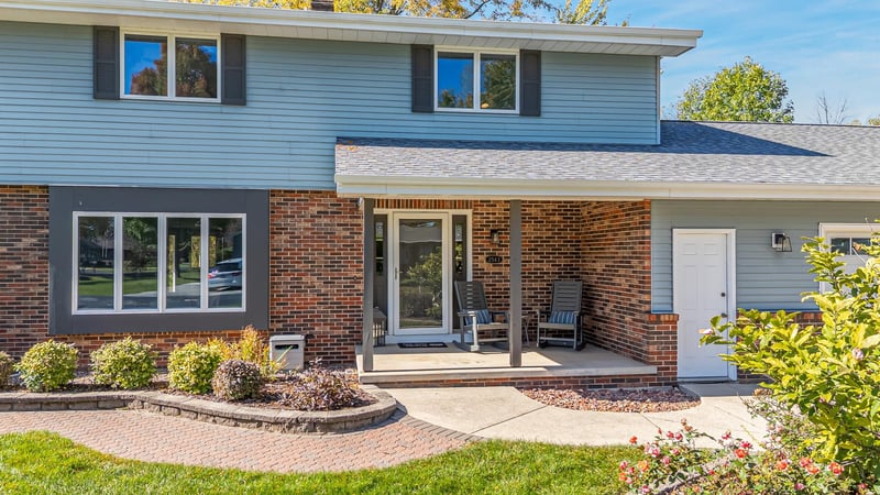 2543 W Sunnyview Cir, Appleton, WI 54914