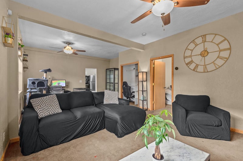 333 W 11th Ave, Oshkosh, WI 54902