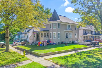617 Phoebe St, Green Bay, WI 54303-3565