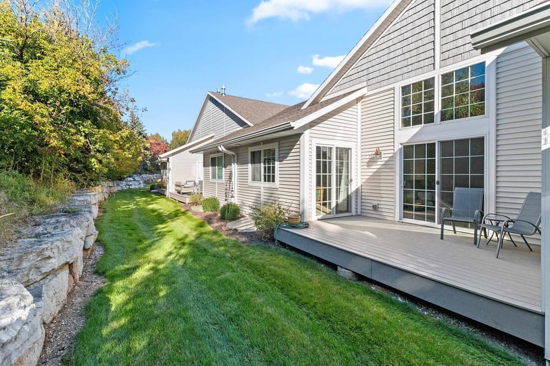 2580 Bay Harbor Cir #2, Green Bay, WI 54304-4810