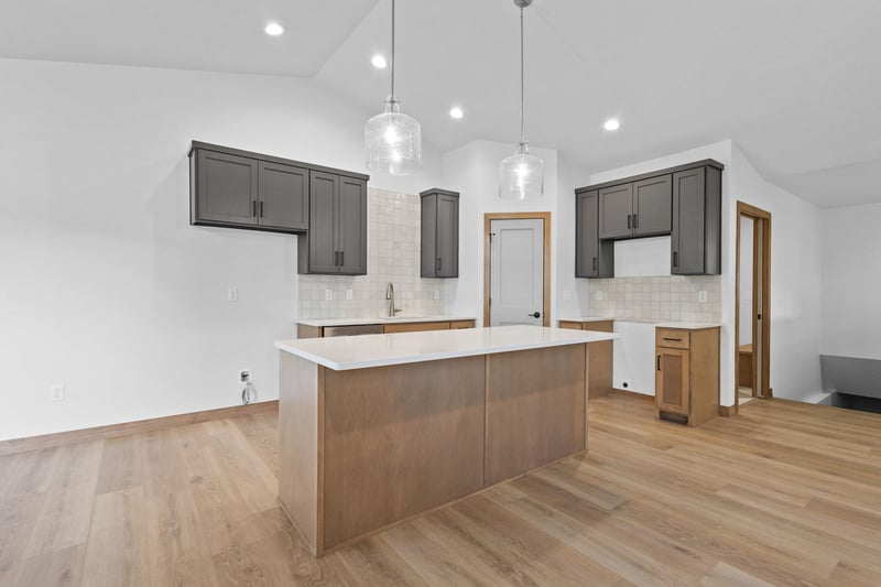 4932 Water Mint Way, Green Bay, WI 54313