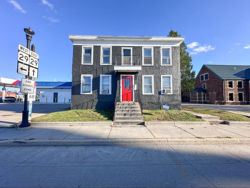 113 S Monroe Ave, Green Bay, WI 54301-4055