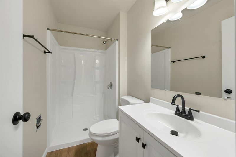 1755 Woodstock St, Oshkosh, WI 54904