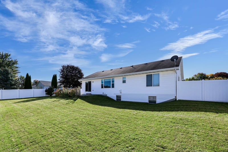 804 W Ann St, Kaukauna, WI 54130