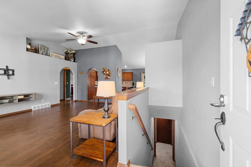 2182 W Melcorn Cir, De Pere, WI 54115-7120