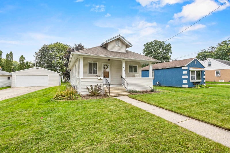 612 S Weimar St, Appleton, WI 54915