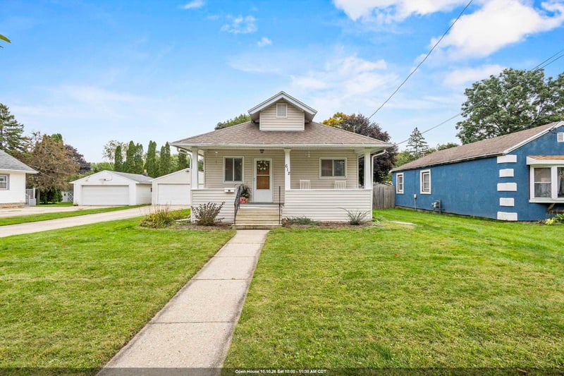 612 S Weimar St, Appleton, WI 54915