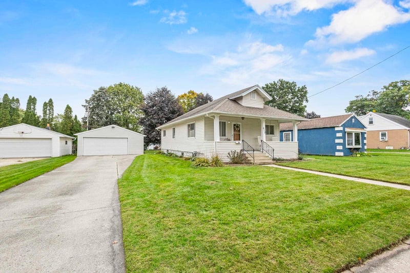 612 S Weimar St, Appleton, WI 54915