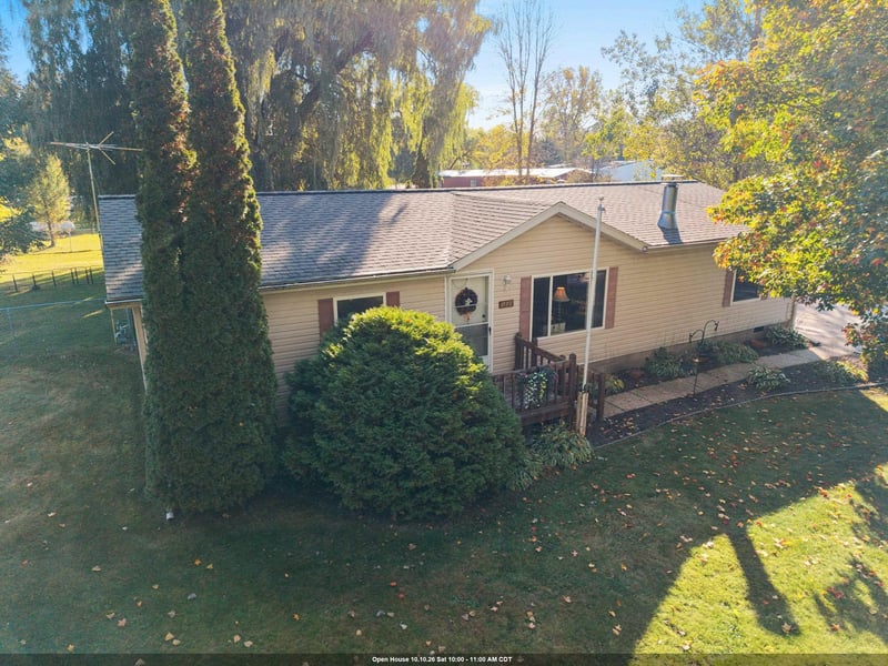 1239 Melissa Blvd, Little Suamico, WI 54141