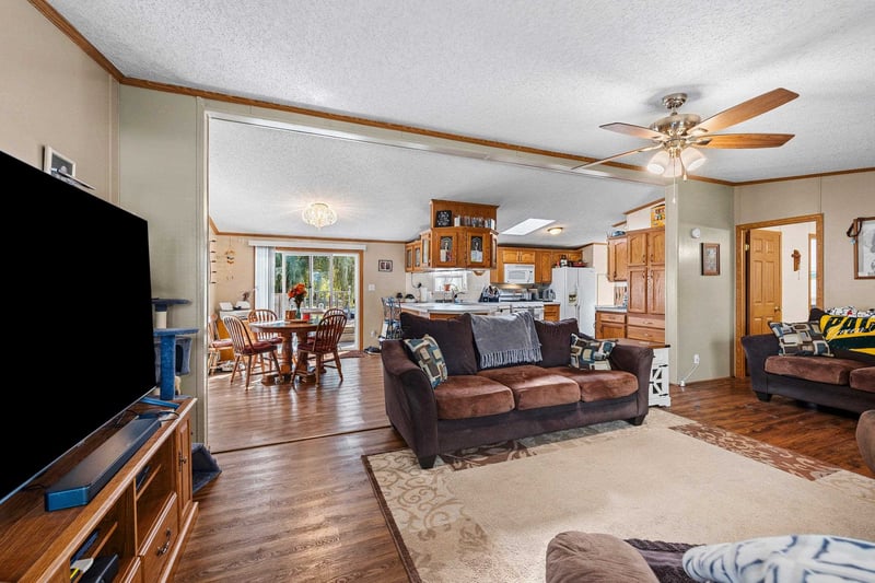 1239 Melissa Blvd, Little Suamico, WI 54141
