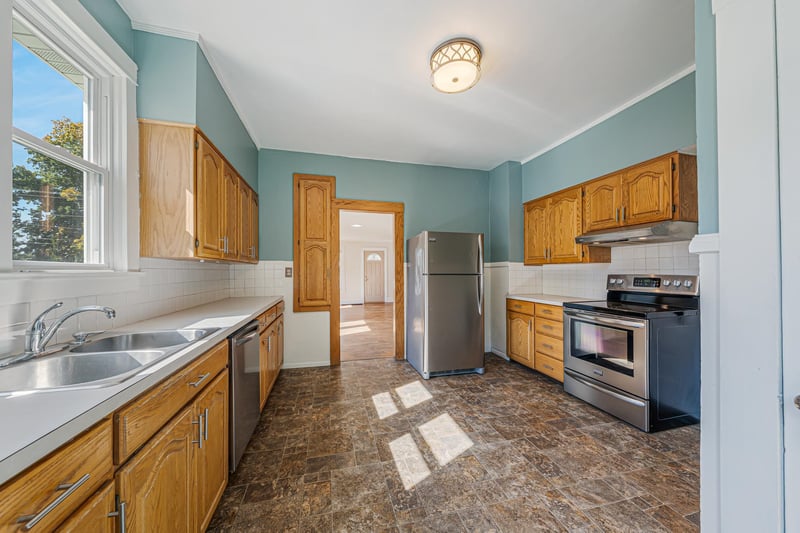 1561 W Prospect Ave, Appleton, WI 54914-5147