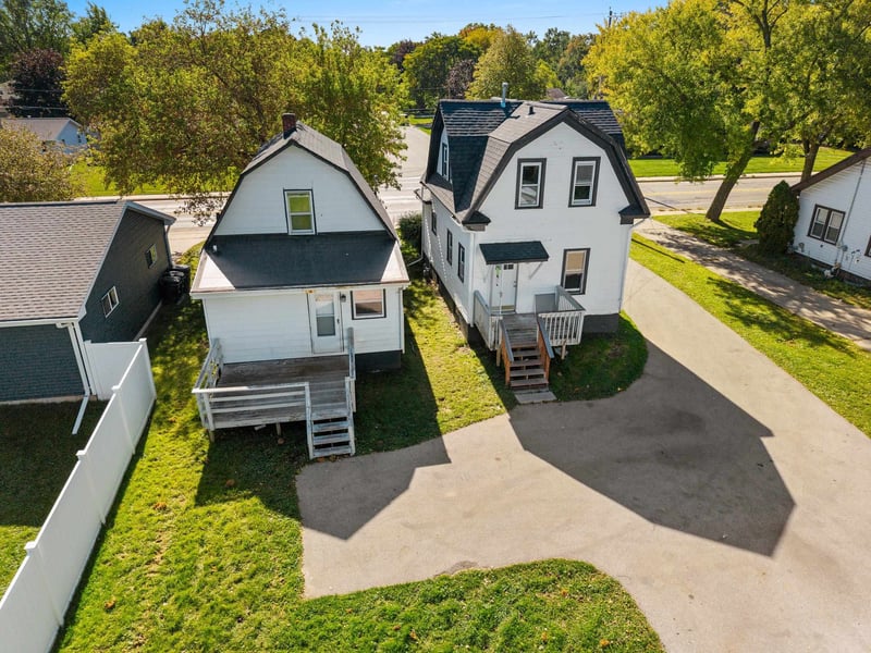 533 E Allouez Ave, Green Bay, WI 54301