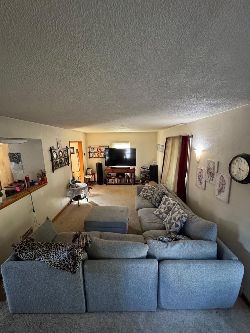 1009 Red Oak Ln, Appleton, WI 54915
