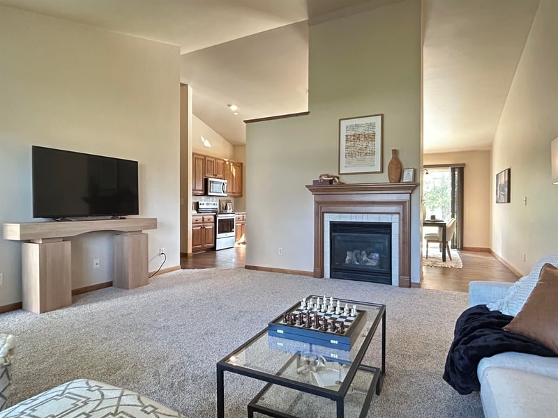1916 Pink Dogwood Way, Green Bay, WI 54313