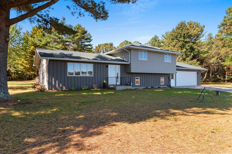 N2925 Pioneer Rd, Clintonville, WI 54929-0000