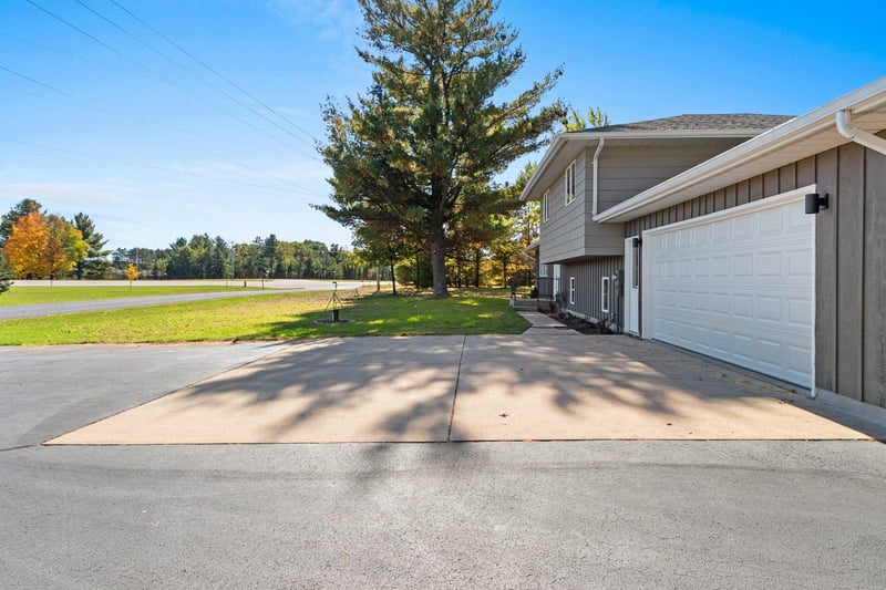 N2925 Pioneer Rd, Clintonville, WI 54929-0000