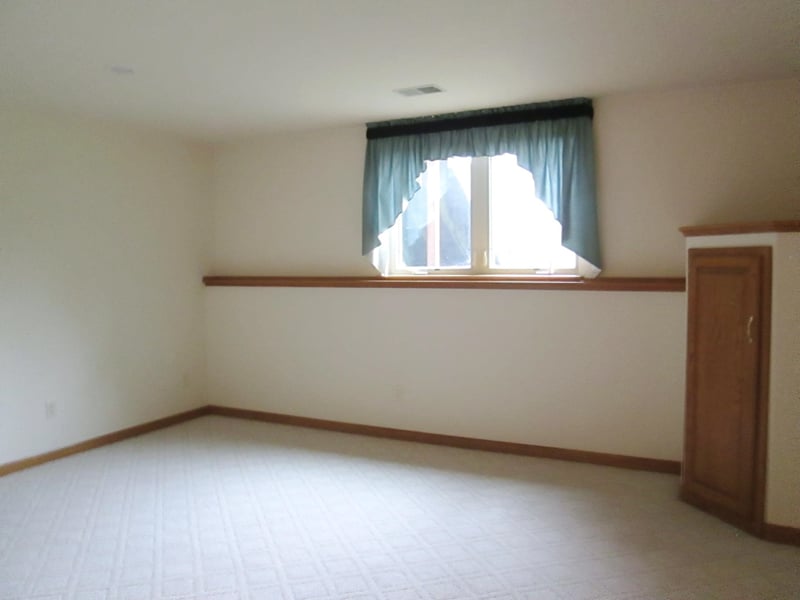1759 Briarwood Ct, De Pere, WI 54115-2460