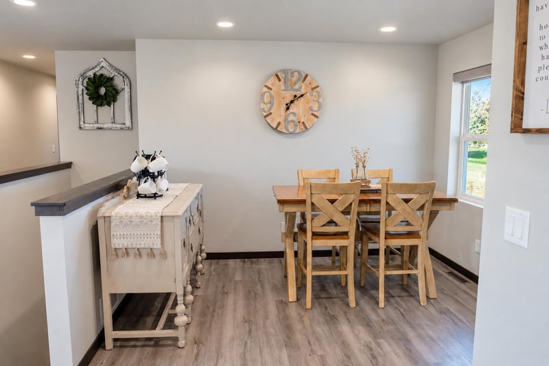 N1761 Baileys Harbor Ct, Greenville, WI 54942