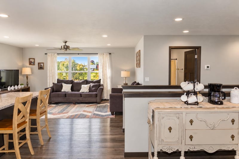 N1761 Baileys Harbor Ct, Greenville, WI 54942