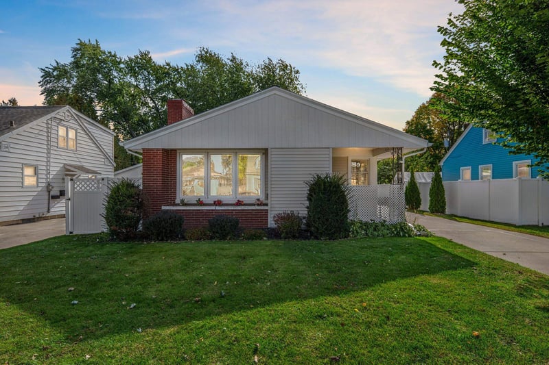 1628 Harold St, Green Bay, WI 54302