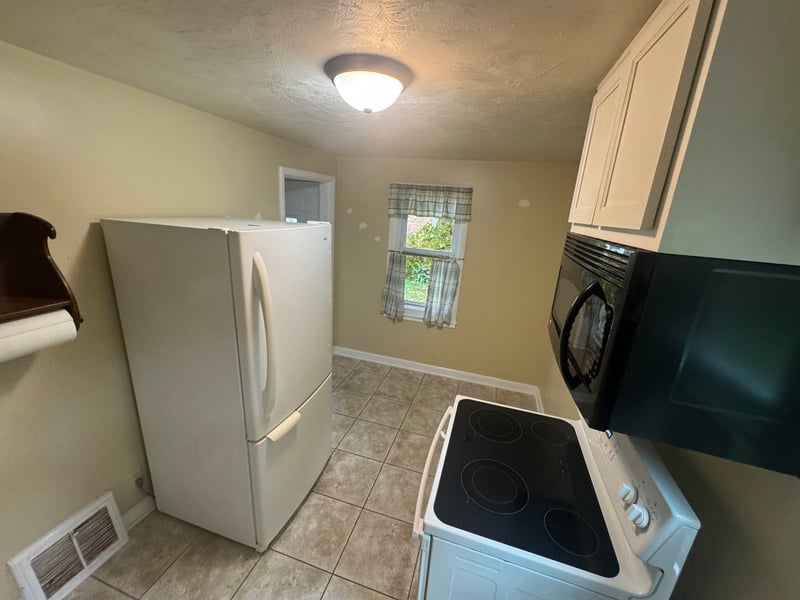 142 Pine St, Brillion, WI 54110
